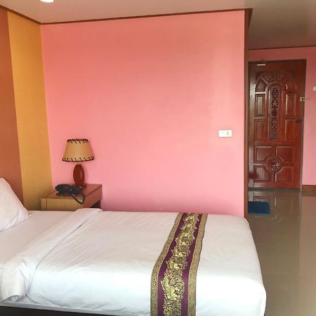 Toh Buk Seng Ayutthaya Hotel Eksteriør billede