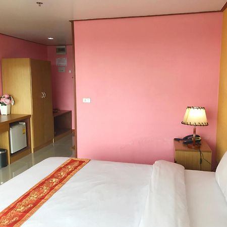 Toh Buk Seng Ayutthaya Hotel Eksteriør billede