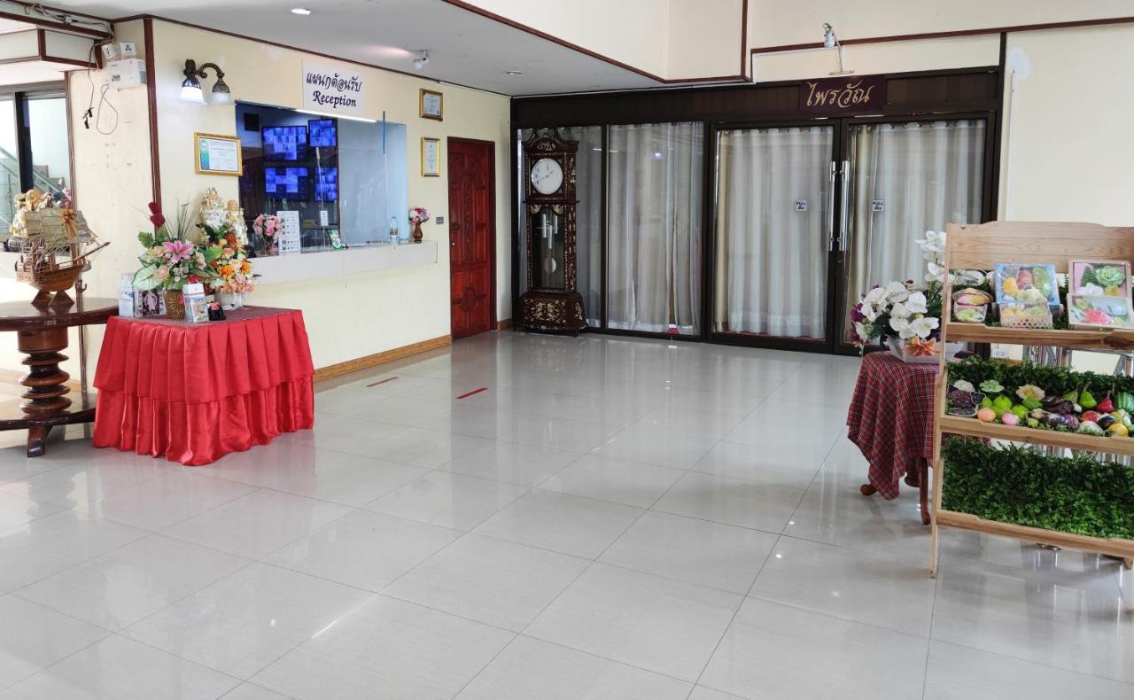 Toh Buk Seng Ayutthaya Hotel Eksteriør billede