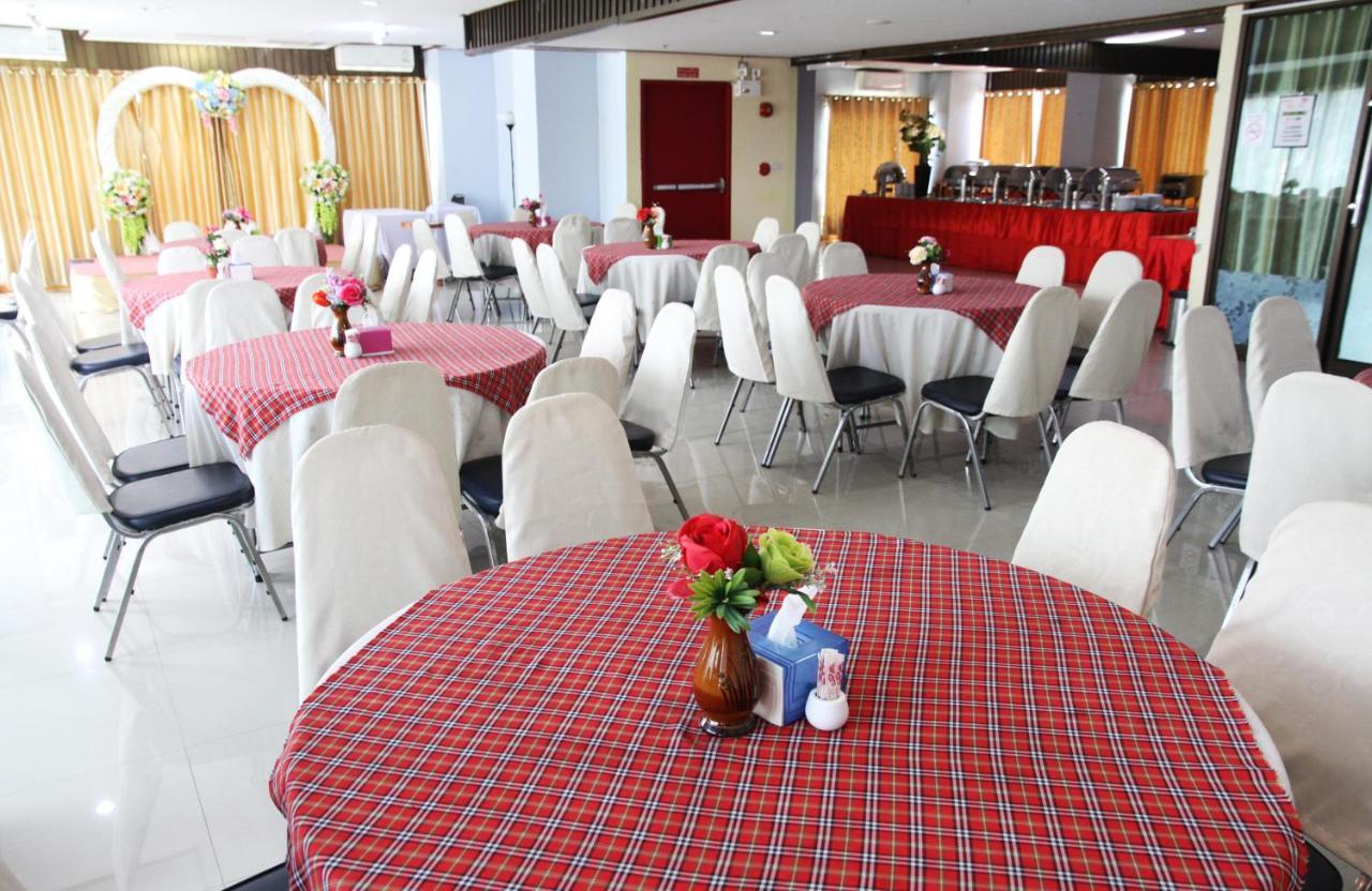 Toh Buk Seng Ayutthaya Hotel Eksteriør billede