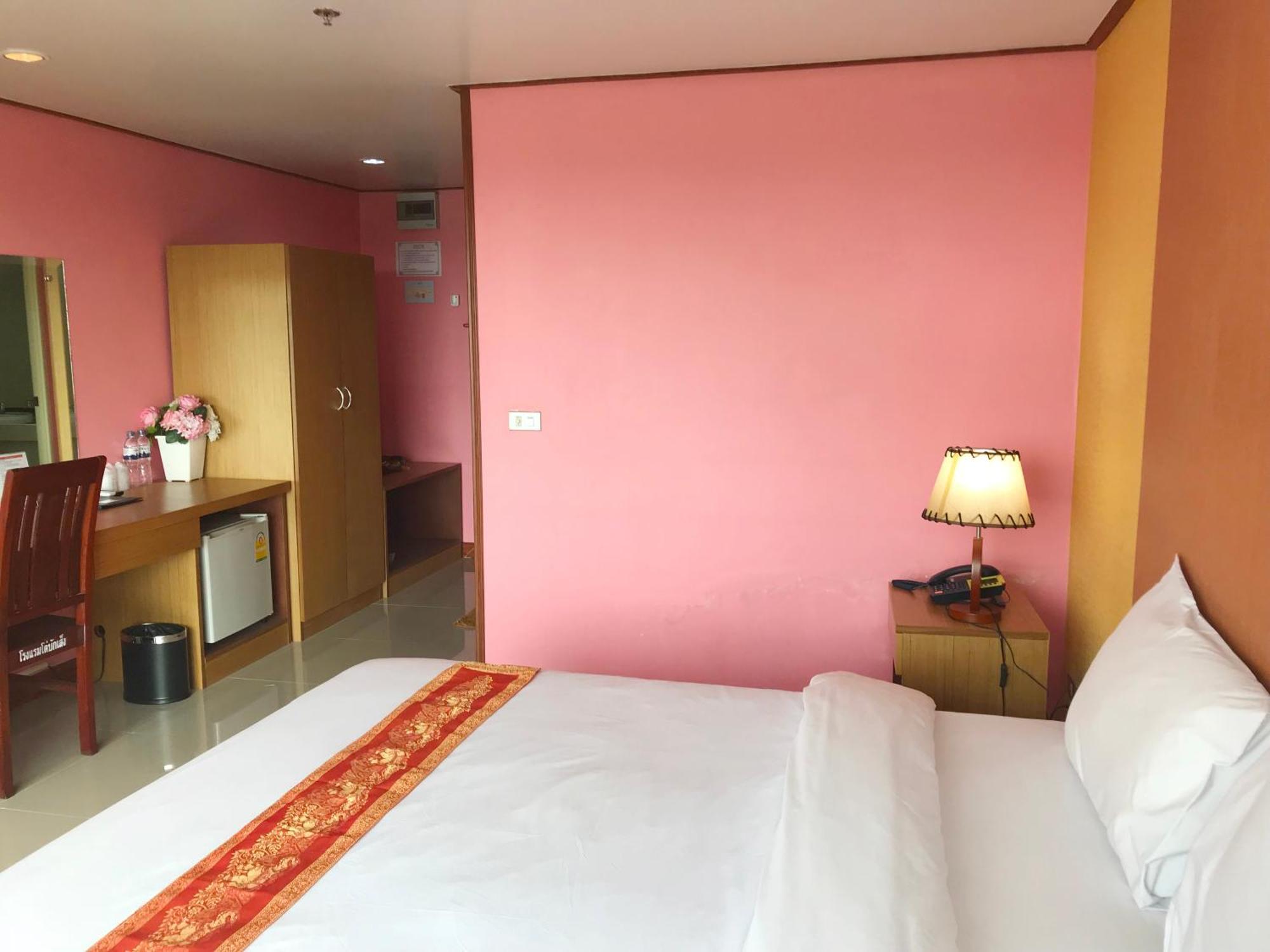 Toh Buk Seng Ayutthaya Hotel Eksteriør billede