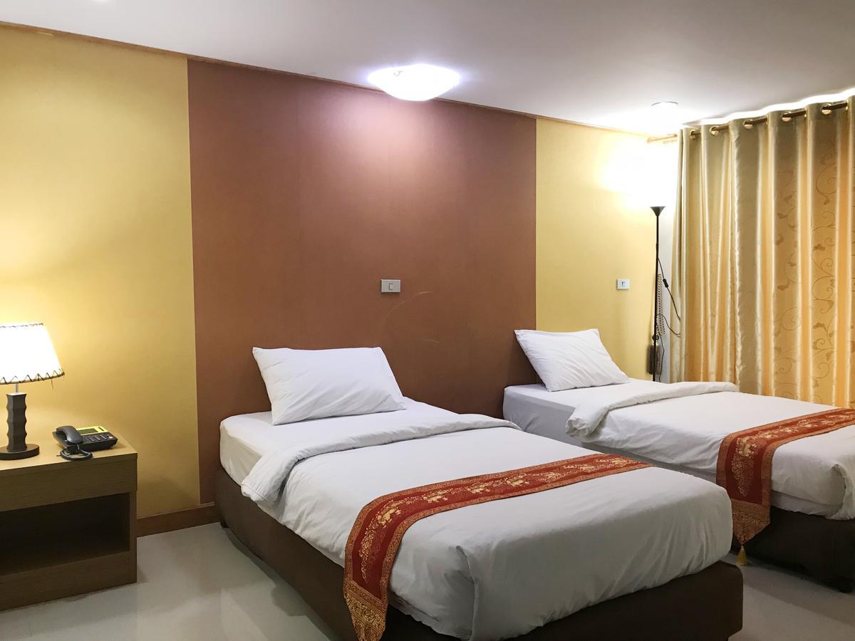 Toh Buk Seng Ayutthaya Hotel Eksteriør billede