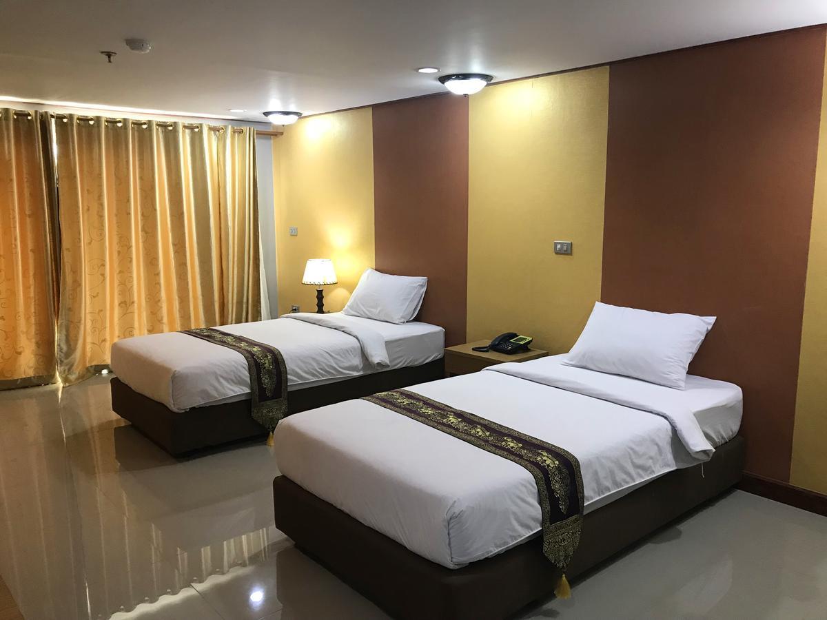 Toh Buk Seng Ayutthaya Hotel Eksteriør billede