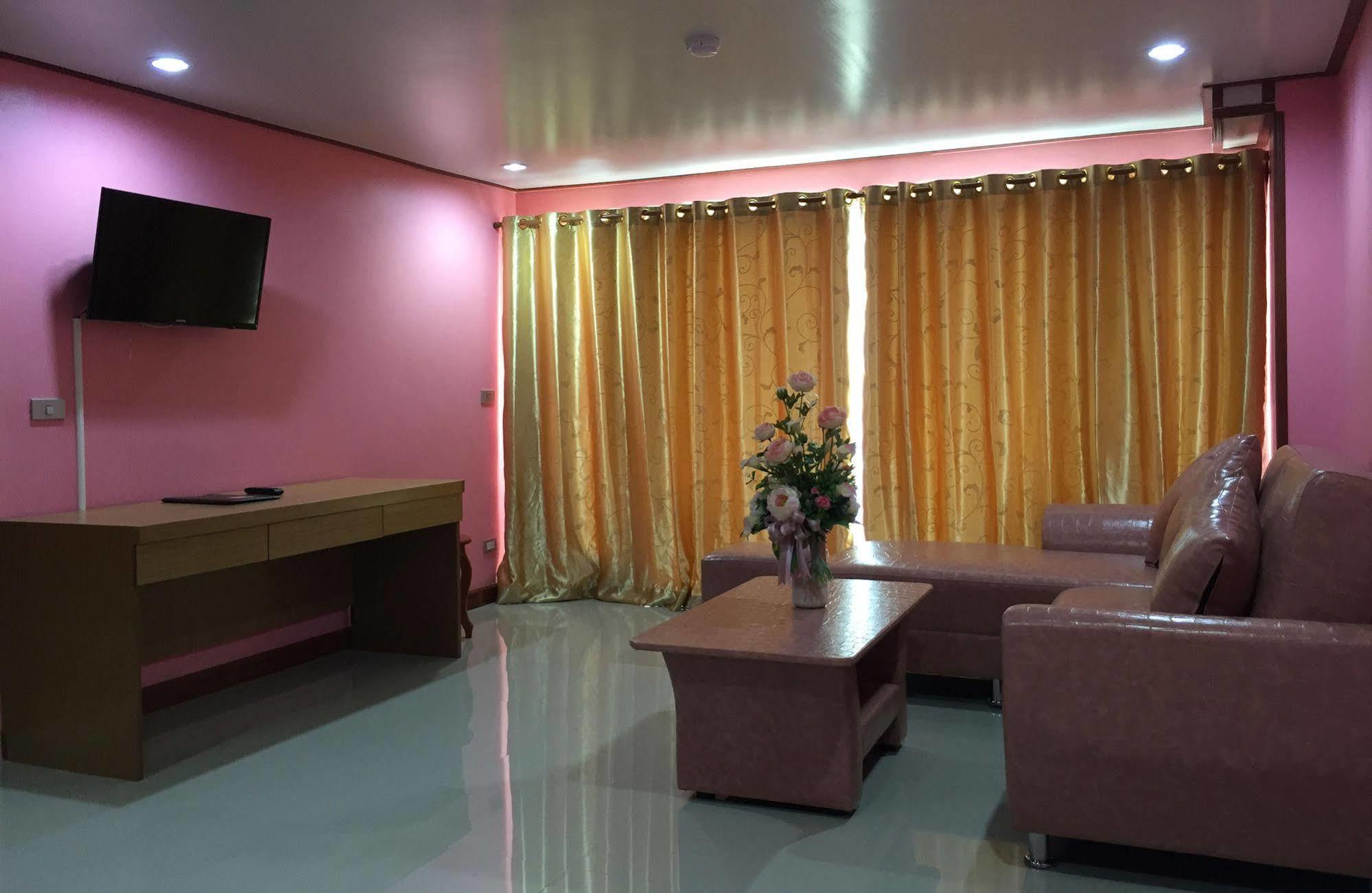 Toh Buk Seng Ayutthaya Hotel Eksteriør billede